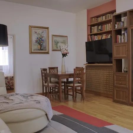 Grandma's House Apartment *